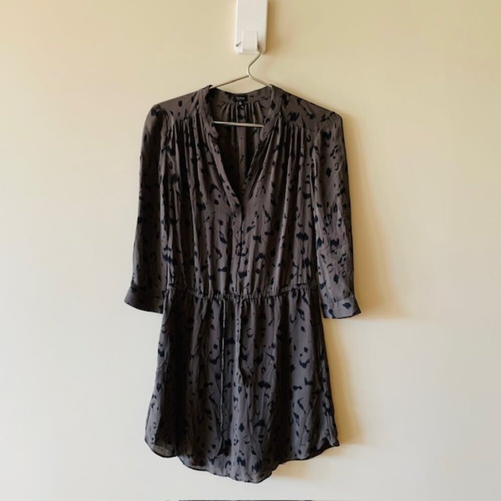 Aritzia Babaton Bennett silk dress